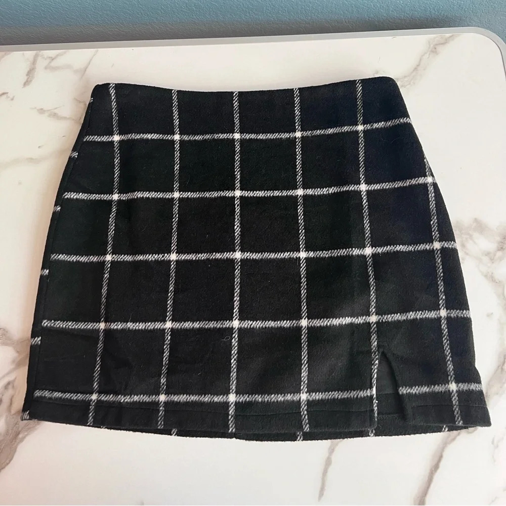 Fashion on Earth‎ plaid mini skirt black & white